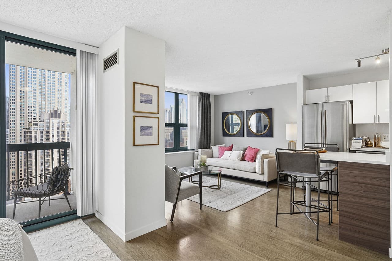 One Superior Place Apartments Chicago Il 24 of 29