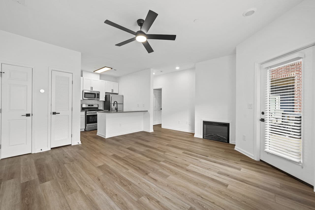 Avana Lexington 17 of 30
