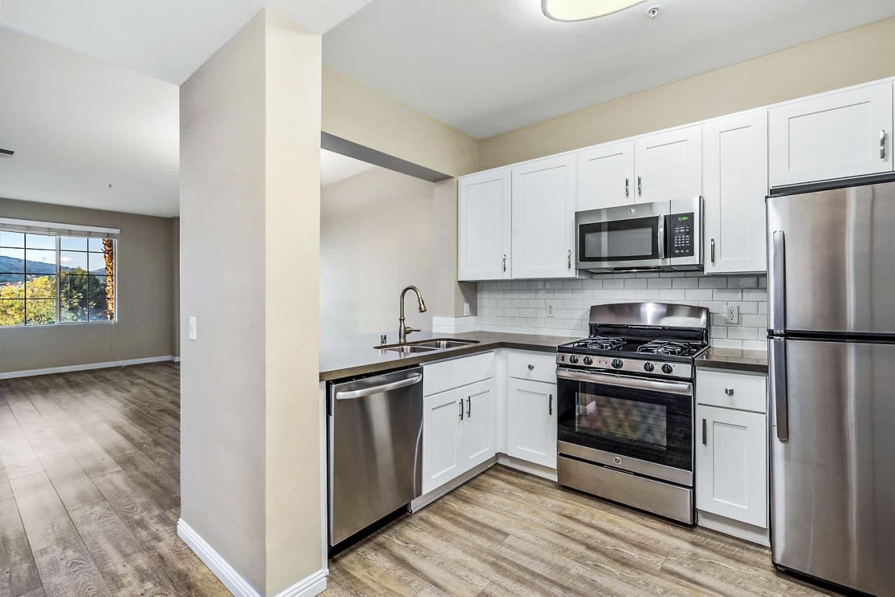 Rolling Hills Gardens Apartments 27 of 39