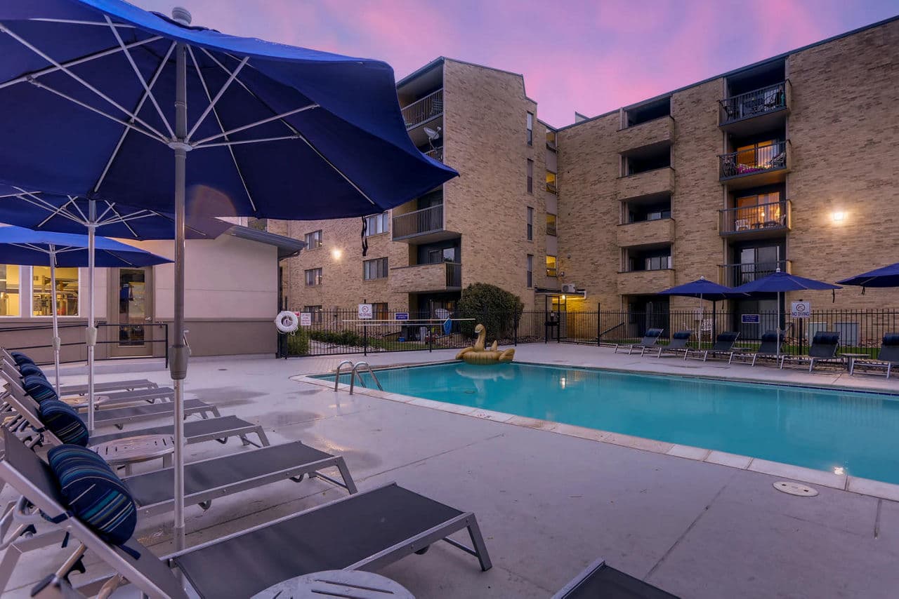 Lakeview Towers At Belmar Apartments Lakewood Co 1 of 20