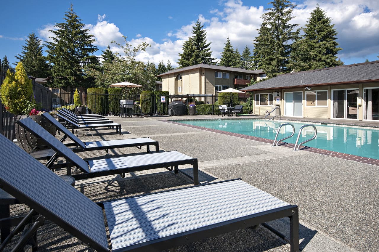 Central Park East Apartments Bellevue Wa 1 of 16