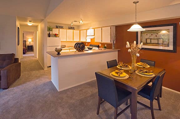 Eight Towncenter Apartments 3 of 6
