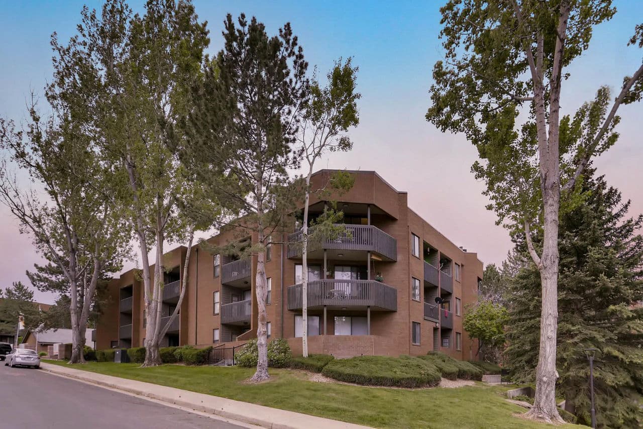 Alta Springs Apartments 2 of 8