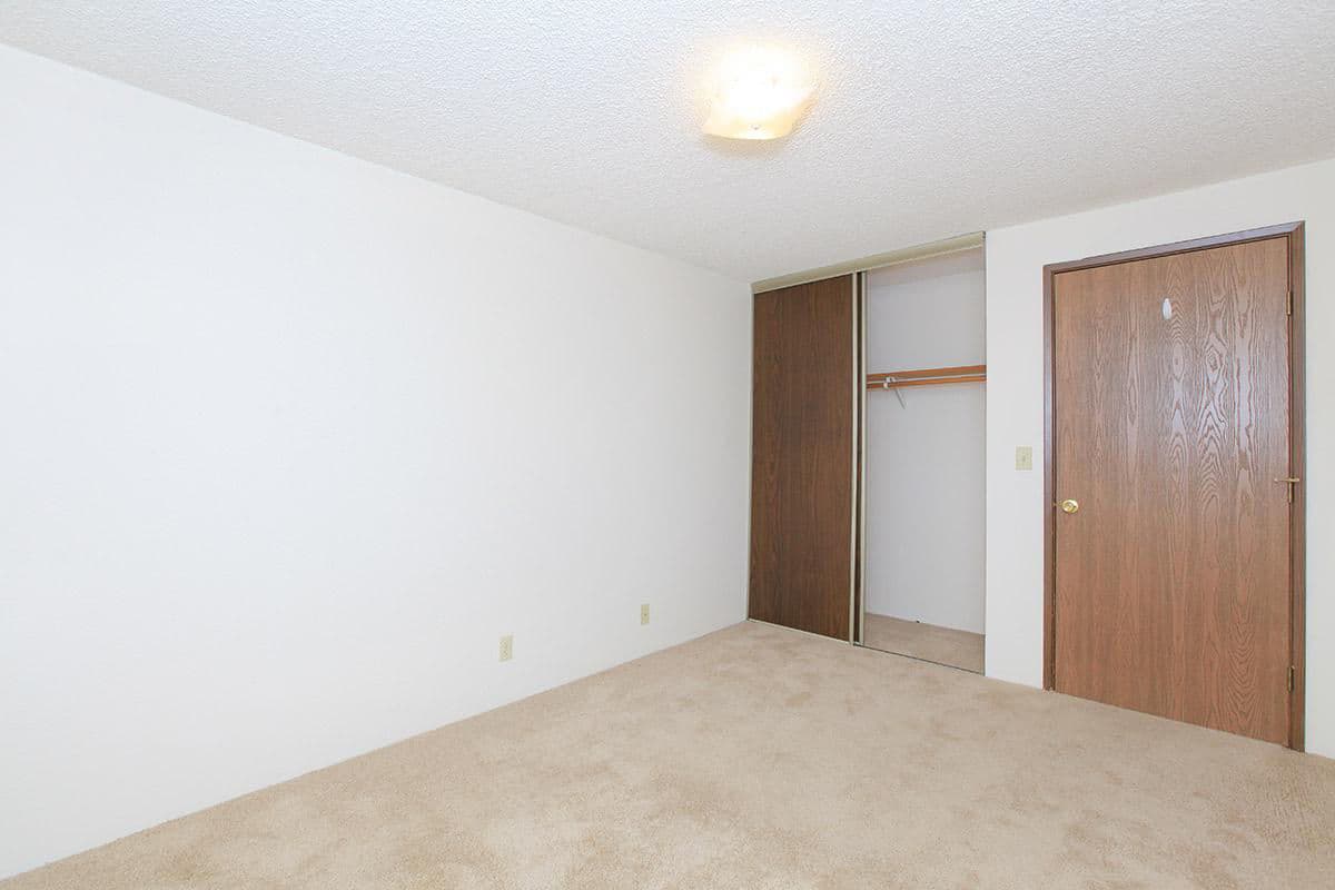 Redwood Park Apartments 5 of 18