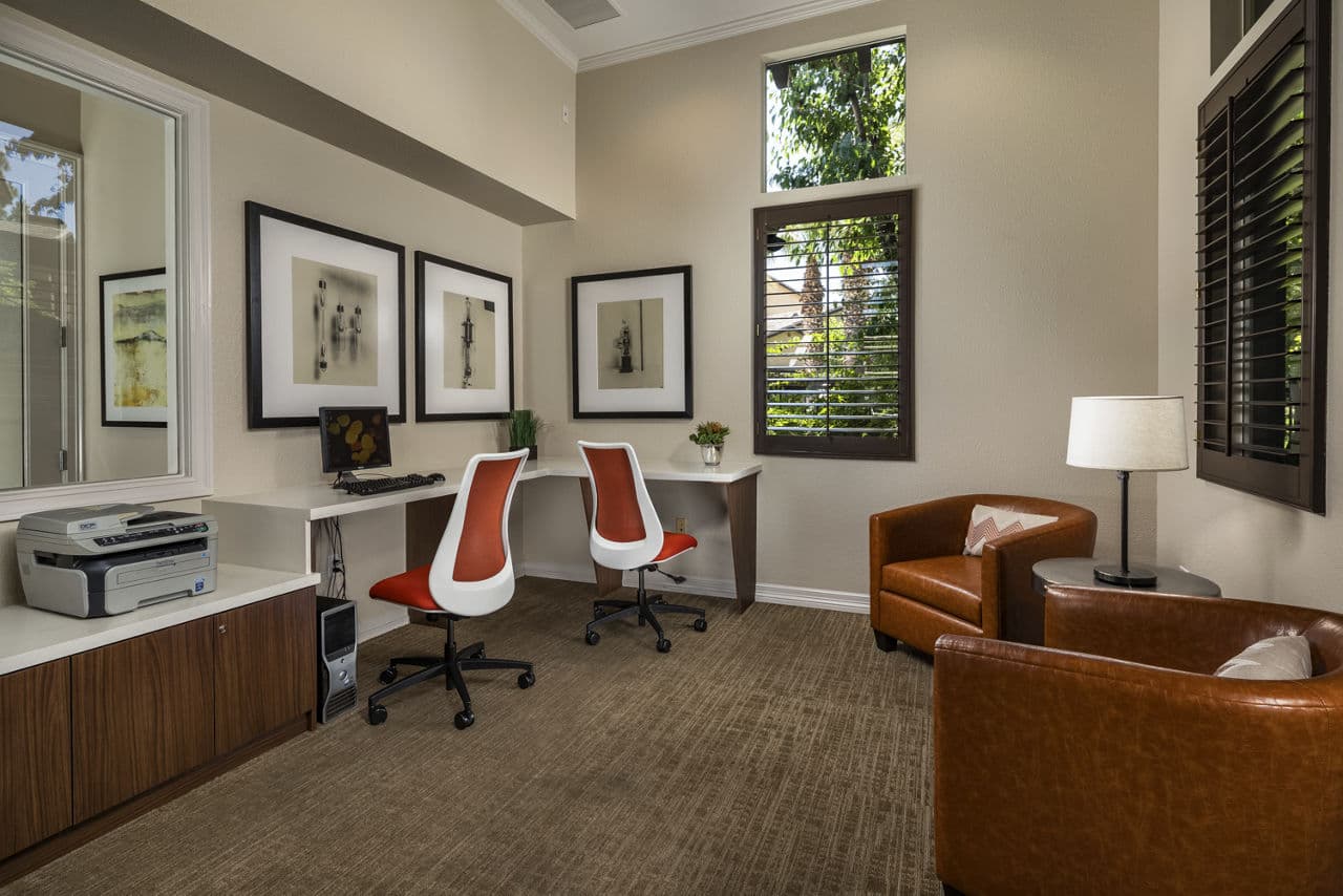 Colonnade Apartments 5 of 20