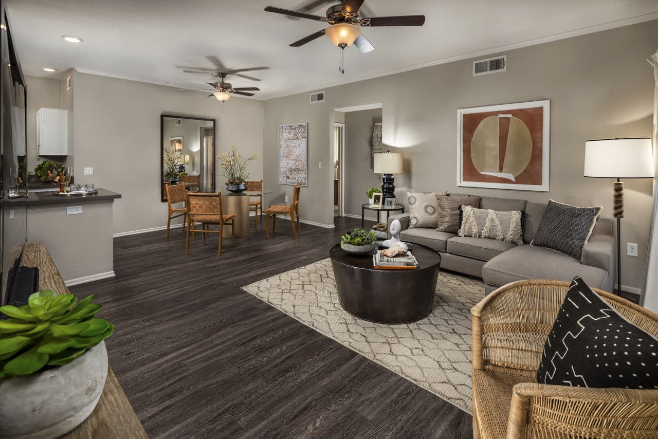 Colonnade Apartments 11 of 20