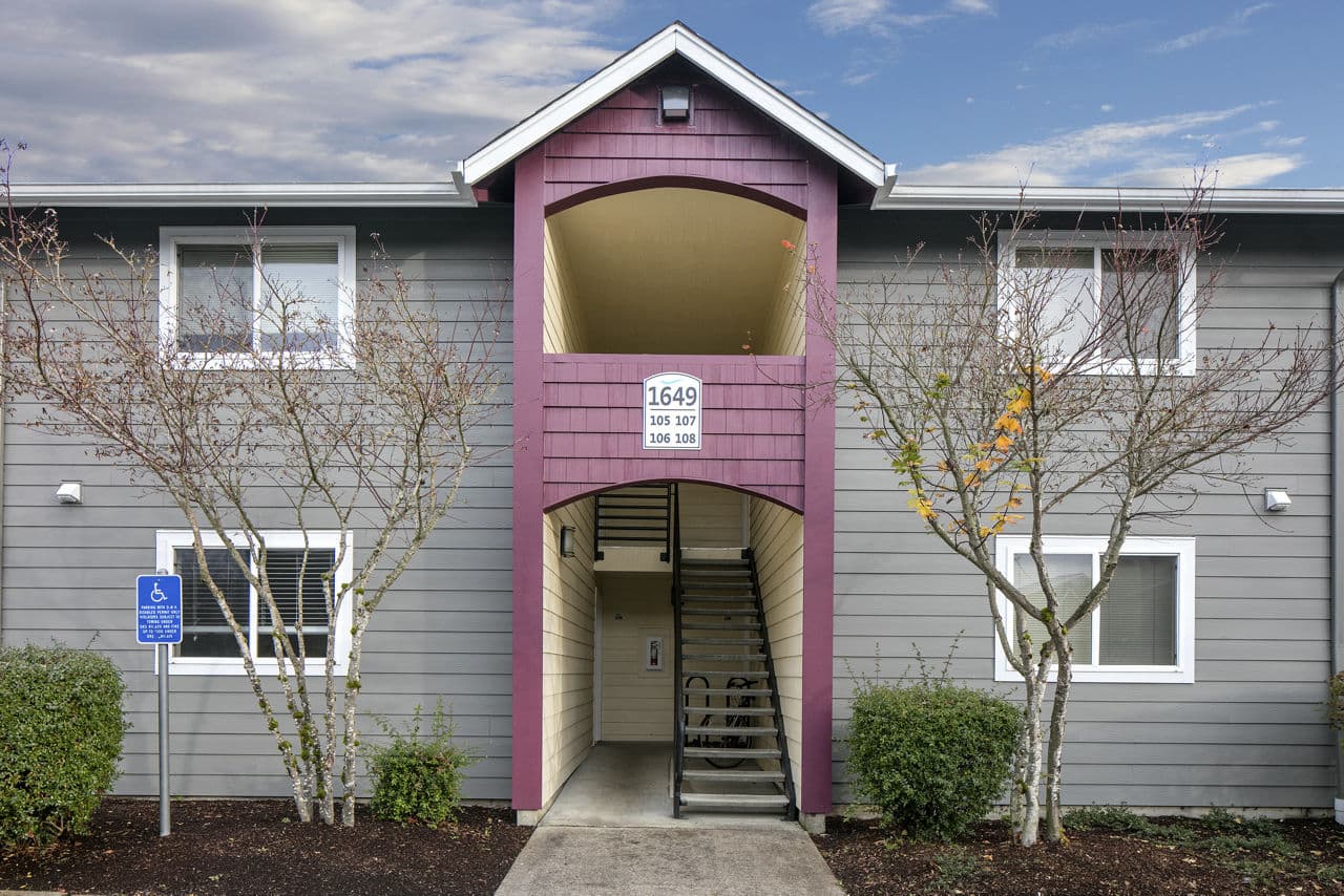 Creekside and Spring Creek Apartments 5 of 30