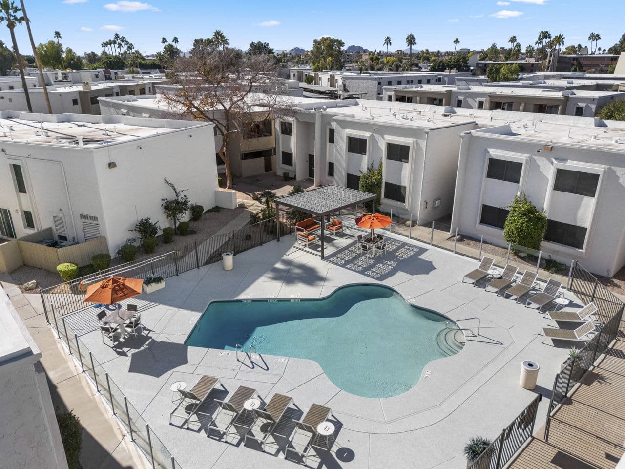 The Cortesian Apartments 5 of 8