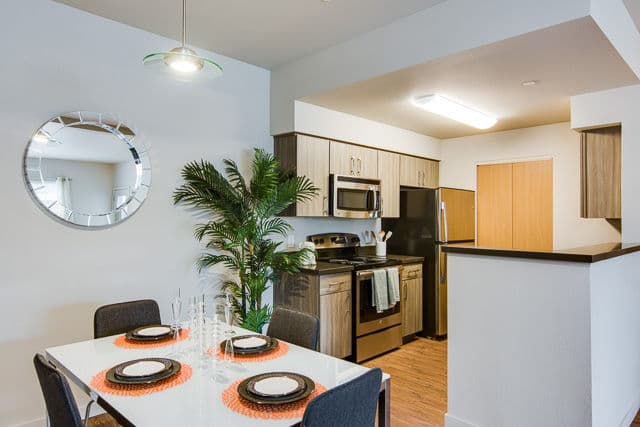 The Bailey at Amazon Creek Apartments 15 of 18