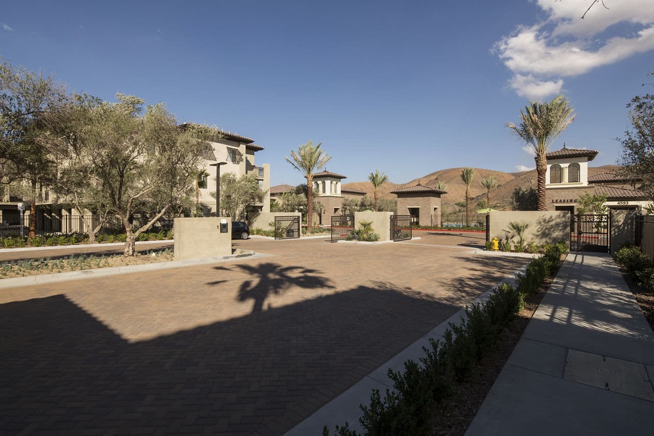 Encanto Apartments 5 of 28