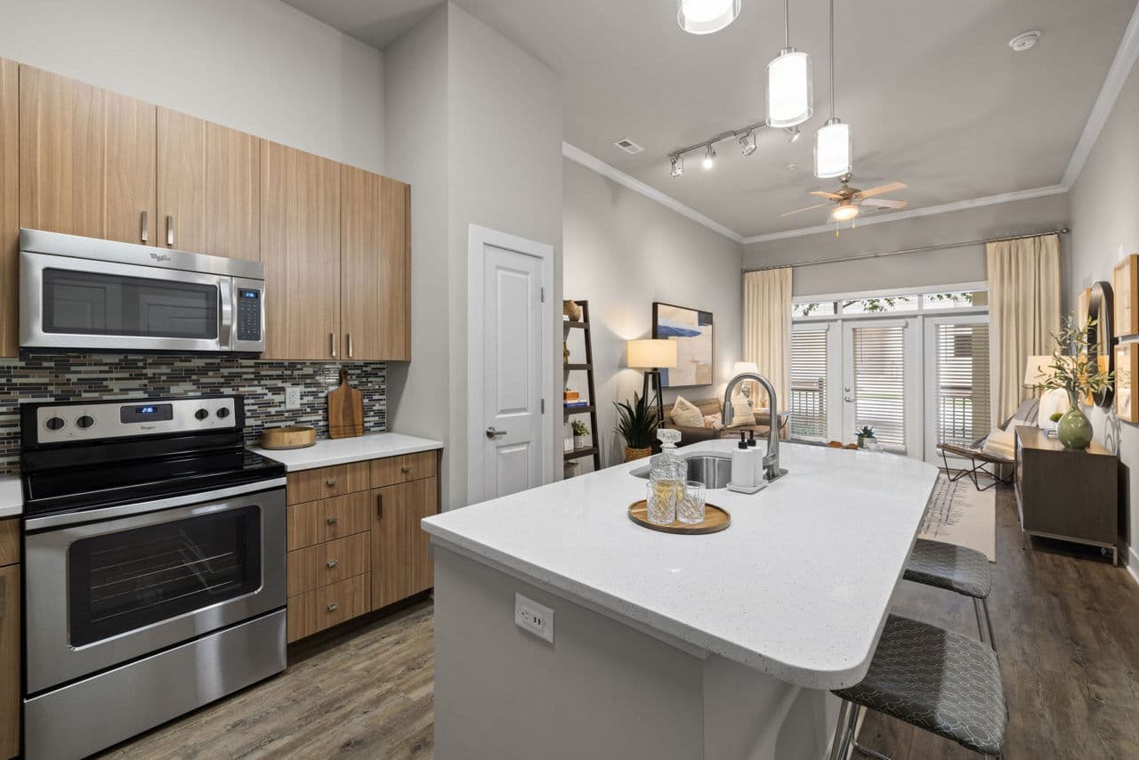 Elan City Center Apartments 14 of 29