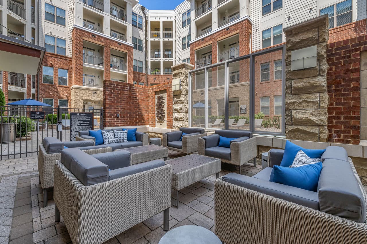 Elan City Center Apartments 9 of 29