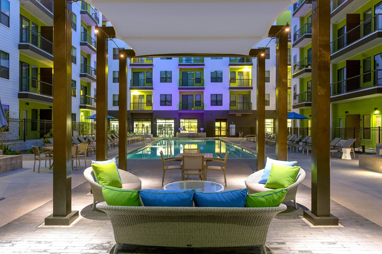 Azul Lakeshore Apartments Austin Tx 12 of 15