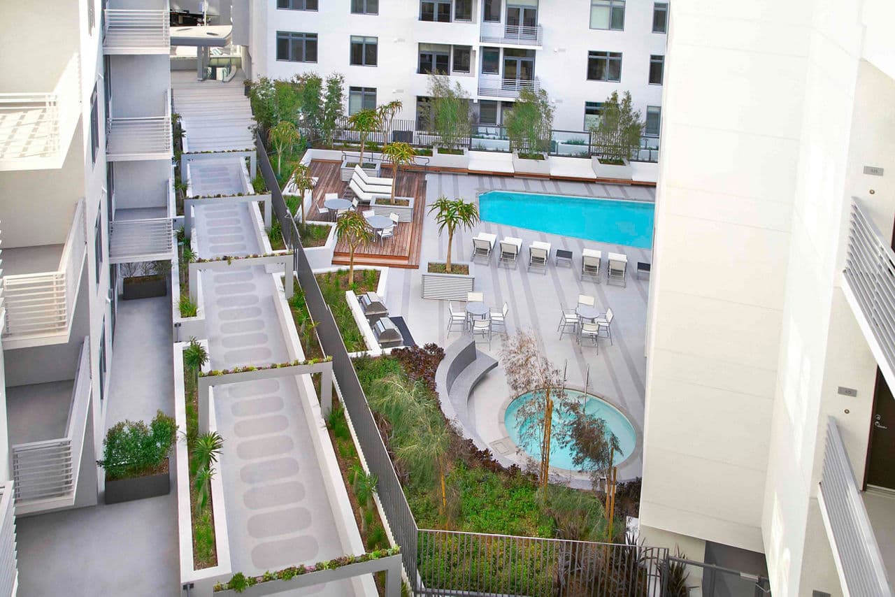 The Avenue Hollywood Apartments 6 of 6
