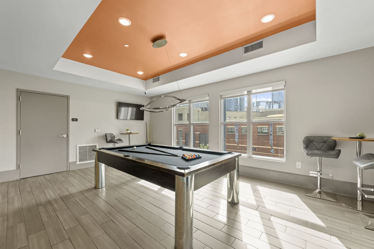 Circa Uptown Apartments 8 of 8