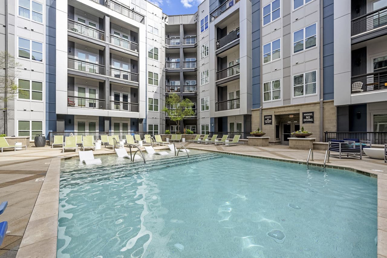 Circa Uptown Apartments 2 of 8