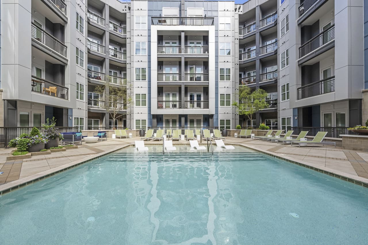 Circa Uptown Apartments 3 of 8