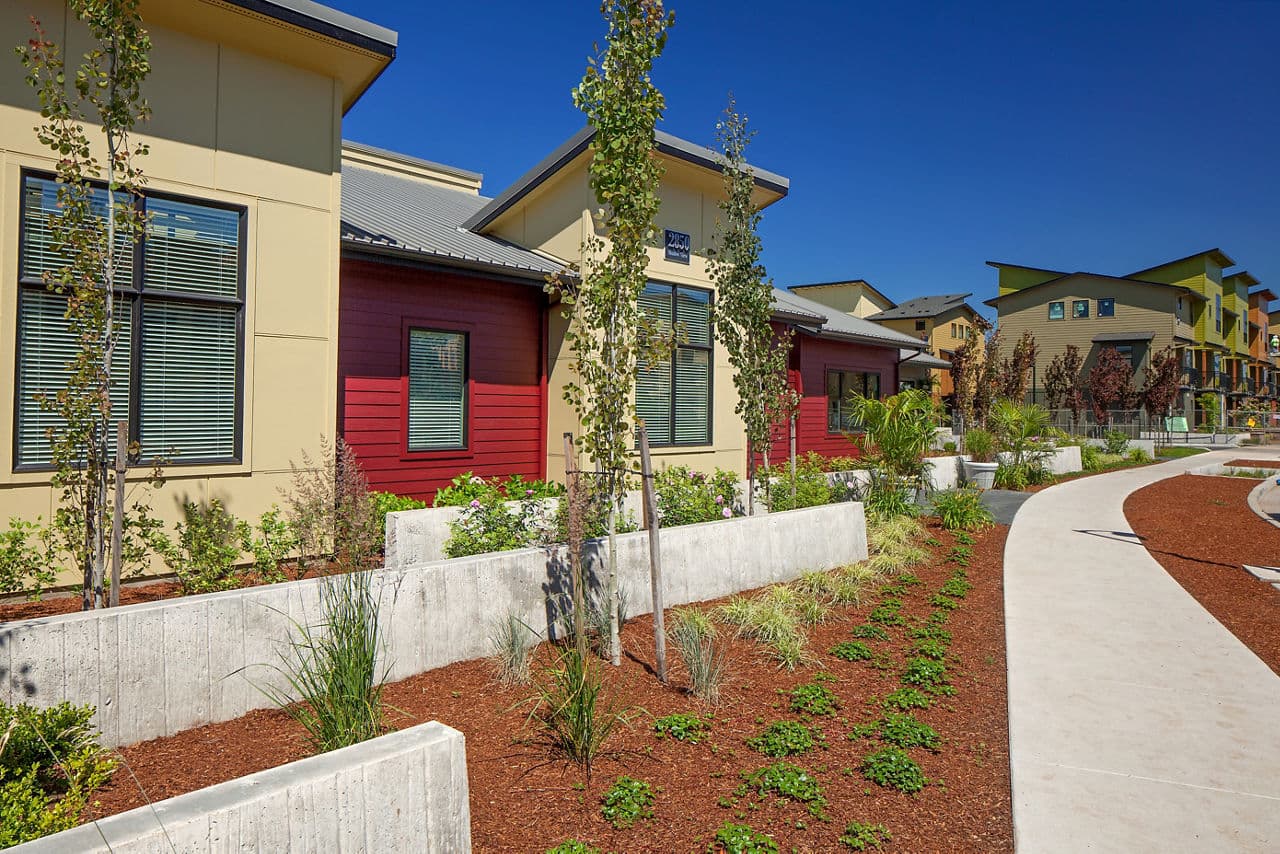 The Tennyson At Crescent Village Apartments Eugene Or 4 of 14