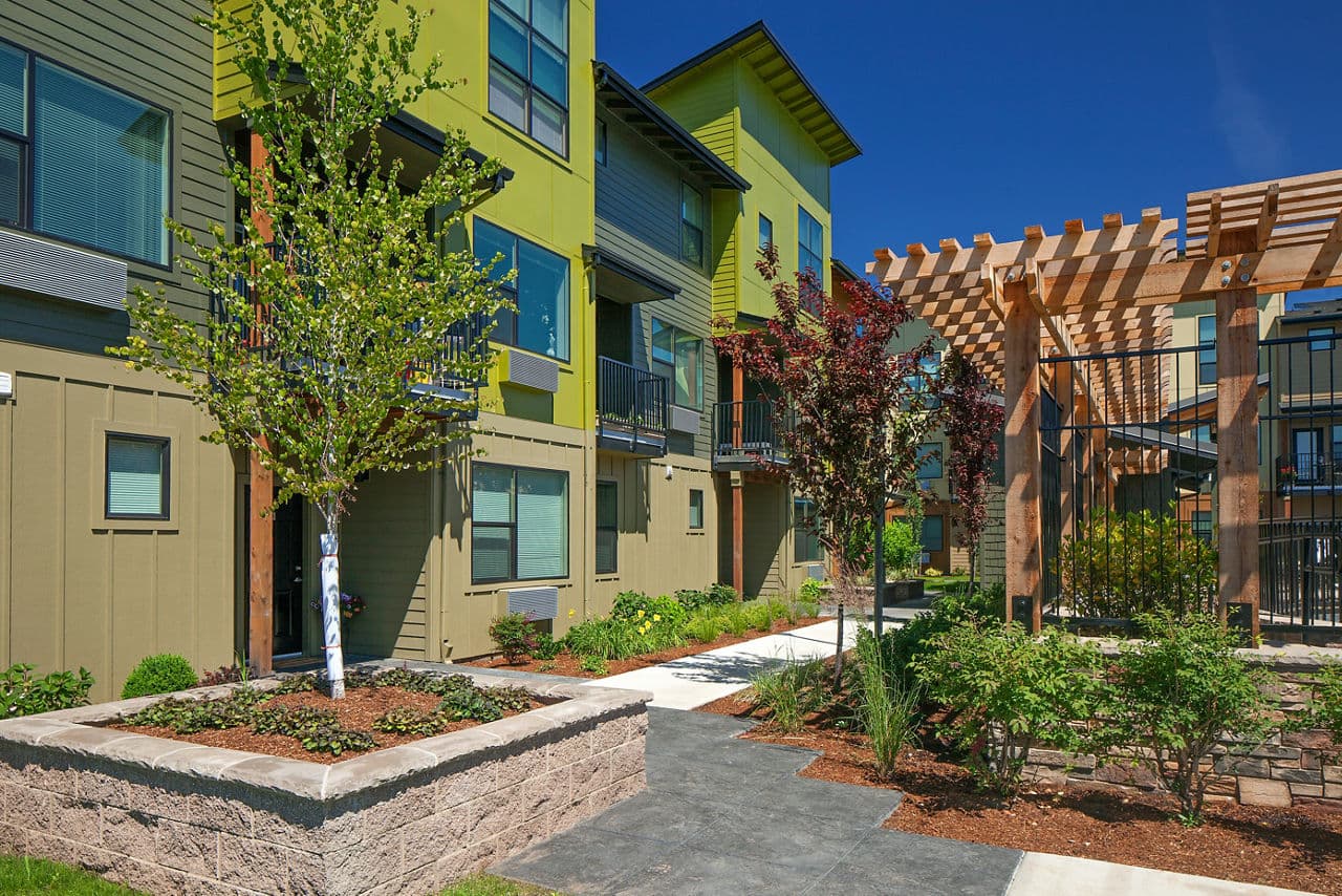 The Tennyson At Crescent Village Apartments Eugene Or 5 of 14