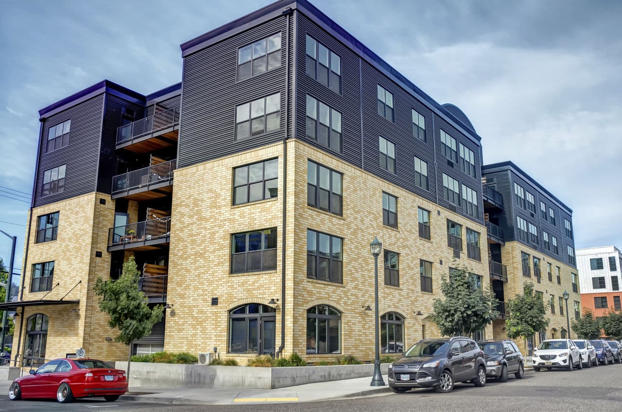 Waterline Apartments 1 of 8