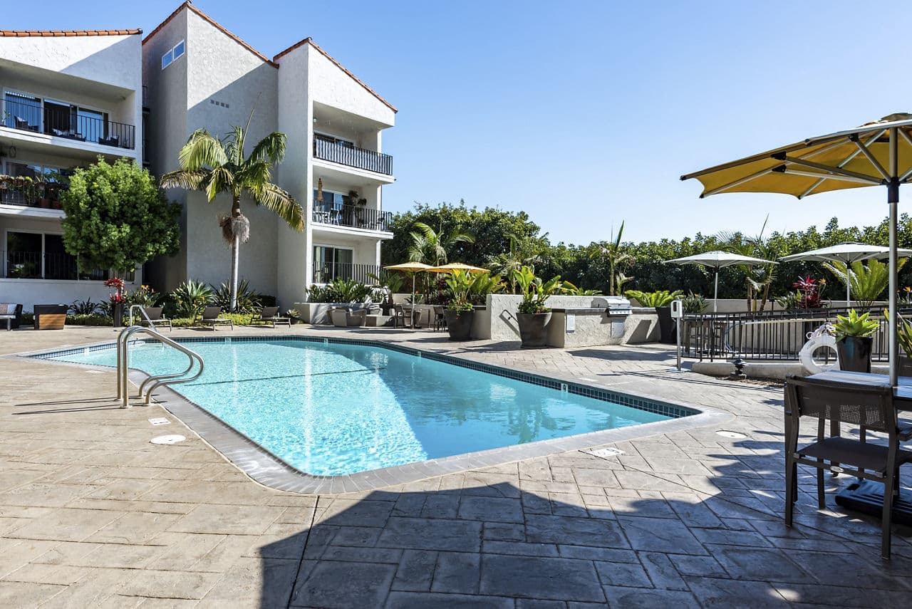 Avana Rancho Palos Verdes Apartments 4 of 8