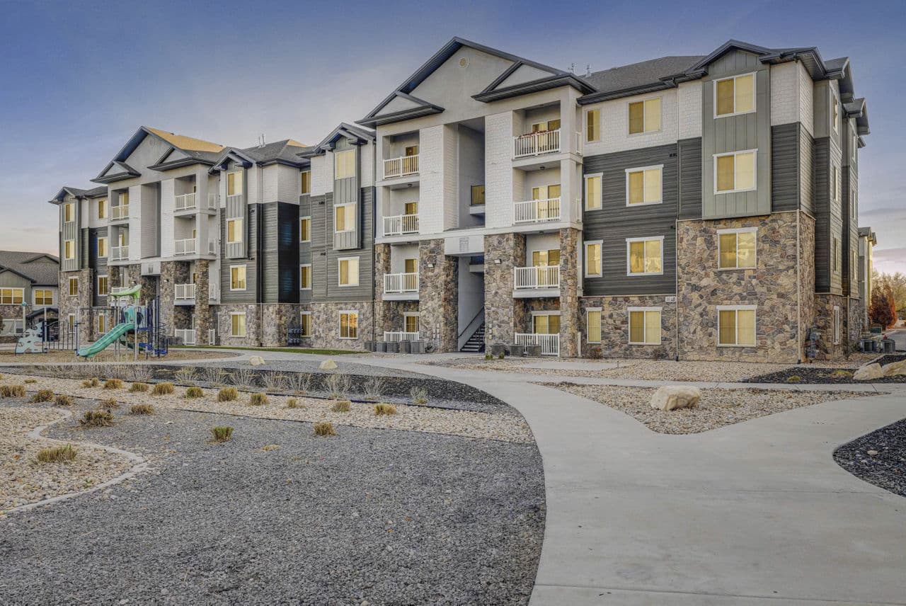 Sandalwood Apartments West Valley City Ut 3 of 28