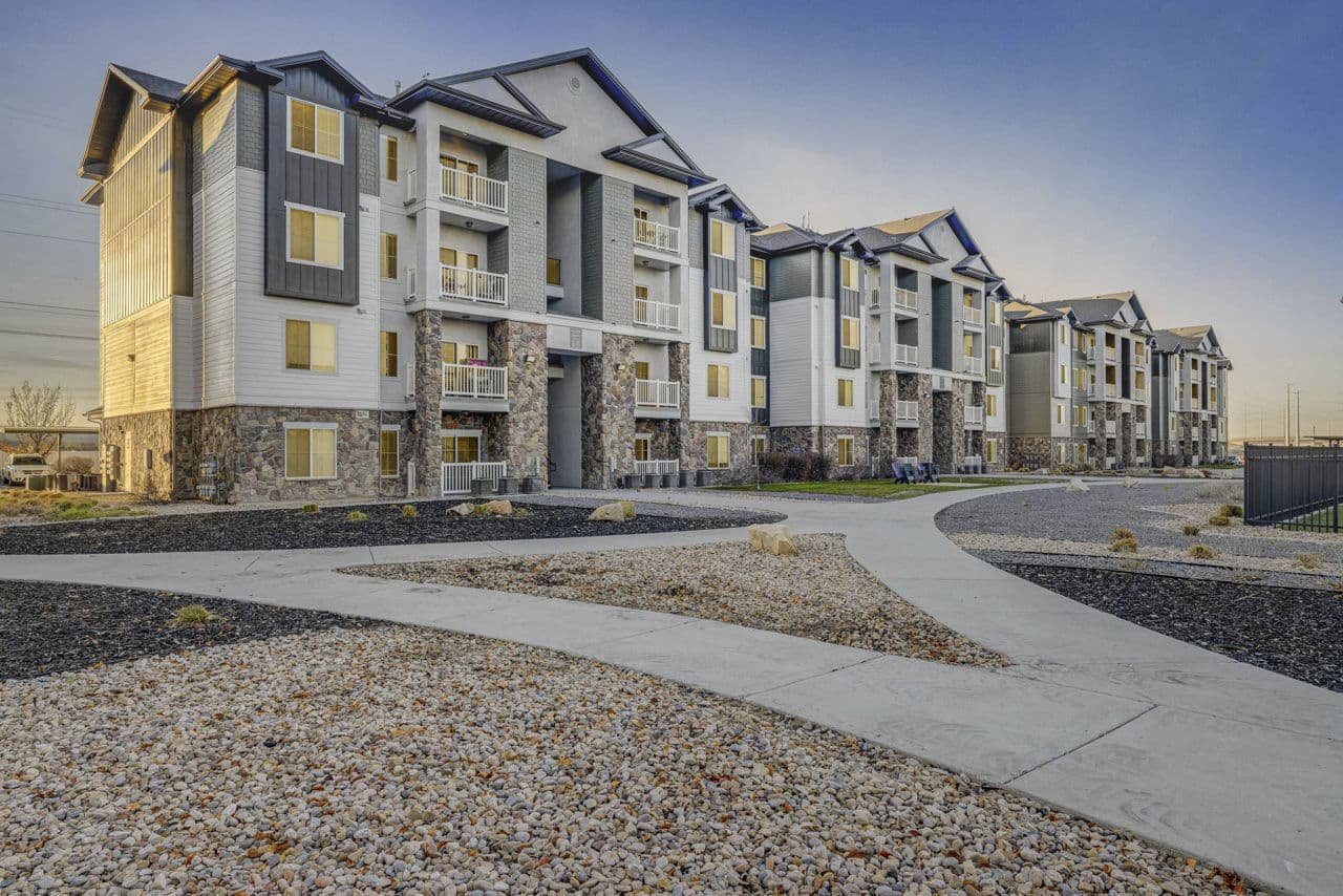 Sandalwood Apartments West Valley City Ut 4 of 28