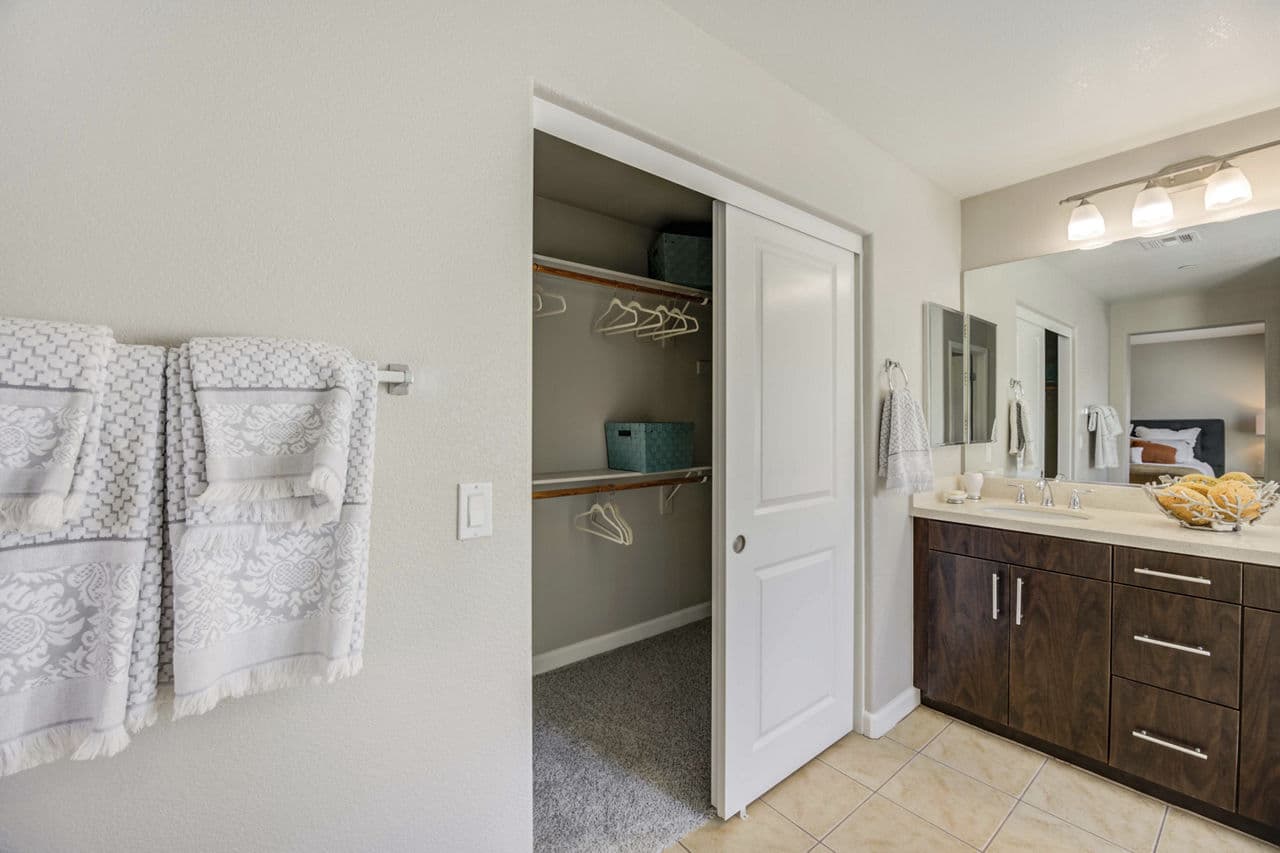 Townhomes At Lost Canyon Apartments Santa Clarita Ca 25 of 25