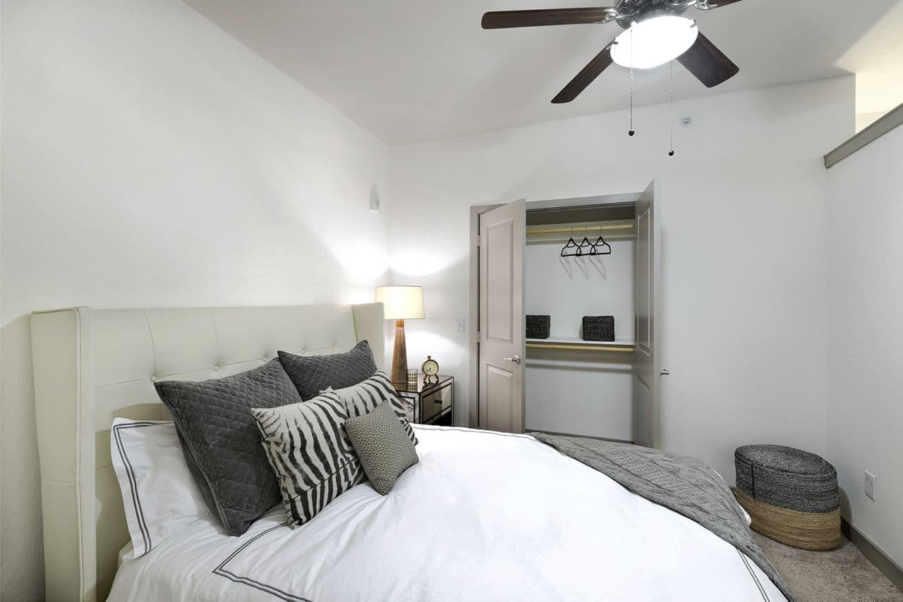 West Koenig Flats Apartment Homes Austin Tx 20 of 22
