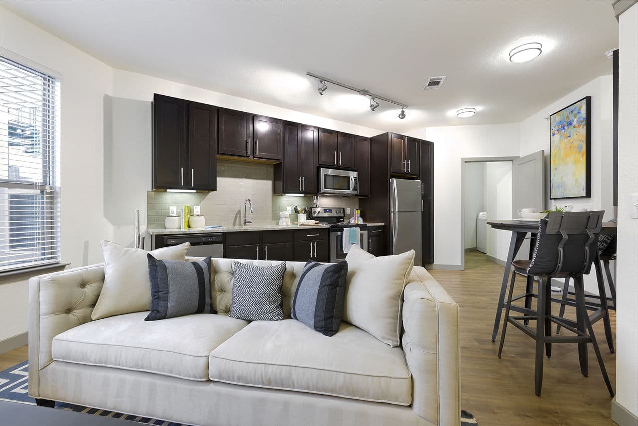 West Koenig Flats Apartment Homes Austin Tx 17 of 22