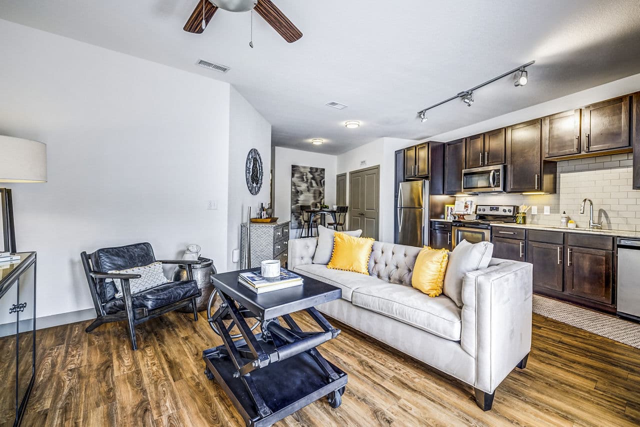 West Koenig Flats Apartment Homes Austin Tx 14 of 22