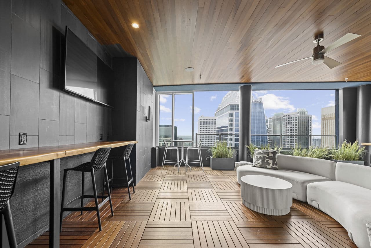 Ascent Uptown Apartments and Penthouses 5 of 8
