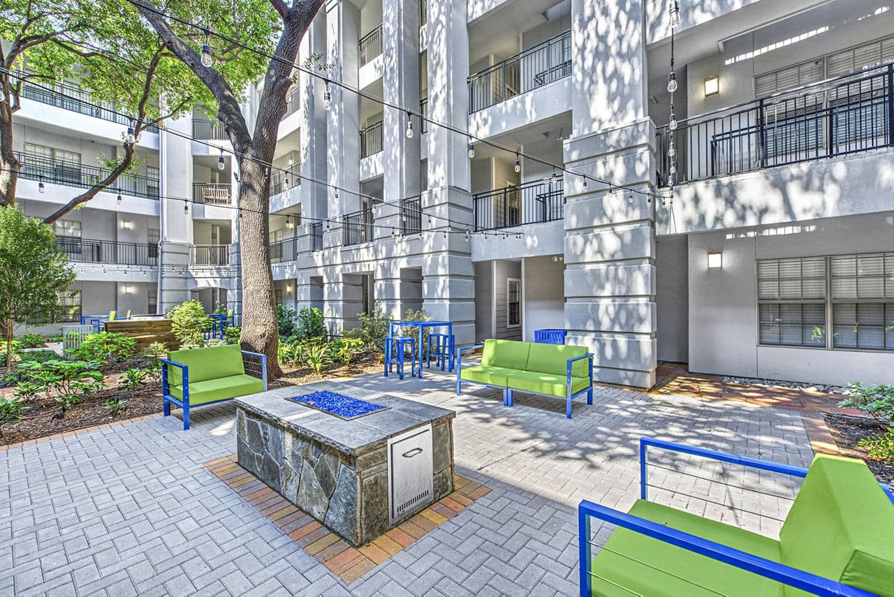 Riviera At West Village Apartments Dallas Tx 4 of 18