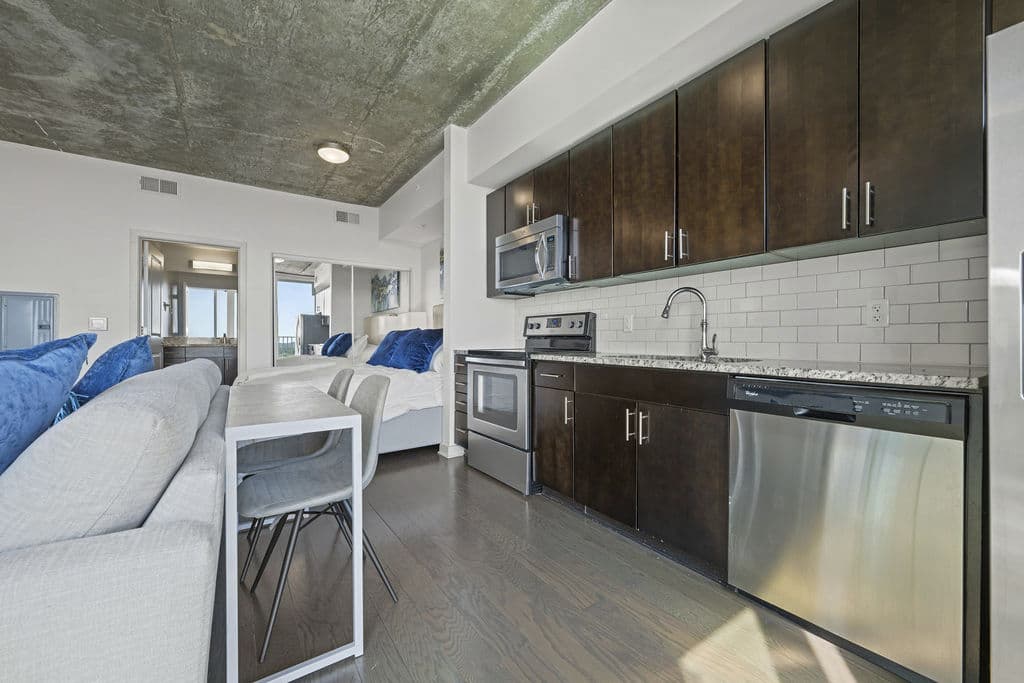 The Ascher Uptown Apartments Charlotte Nc 28 of 37