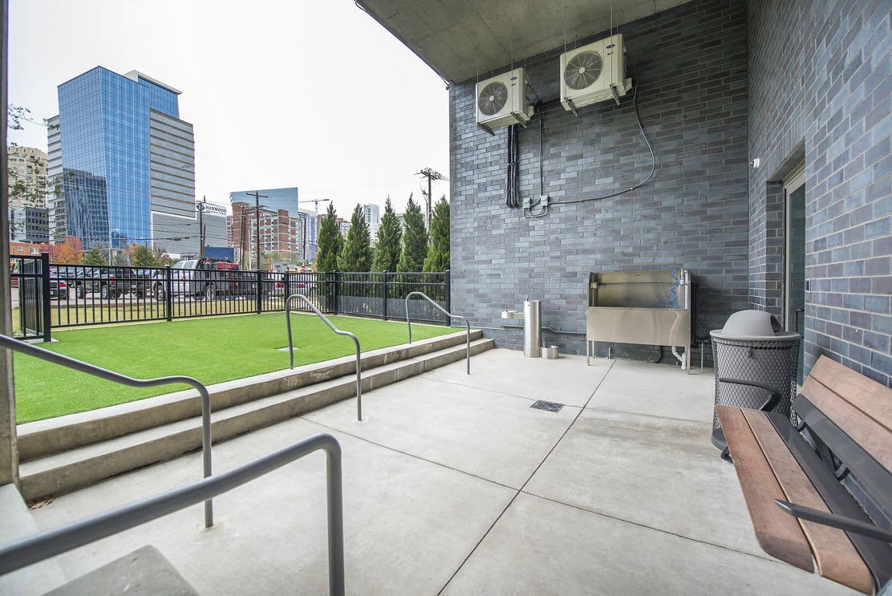 Ascent Victory Park Apartments Dallas Tx 17 of 28