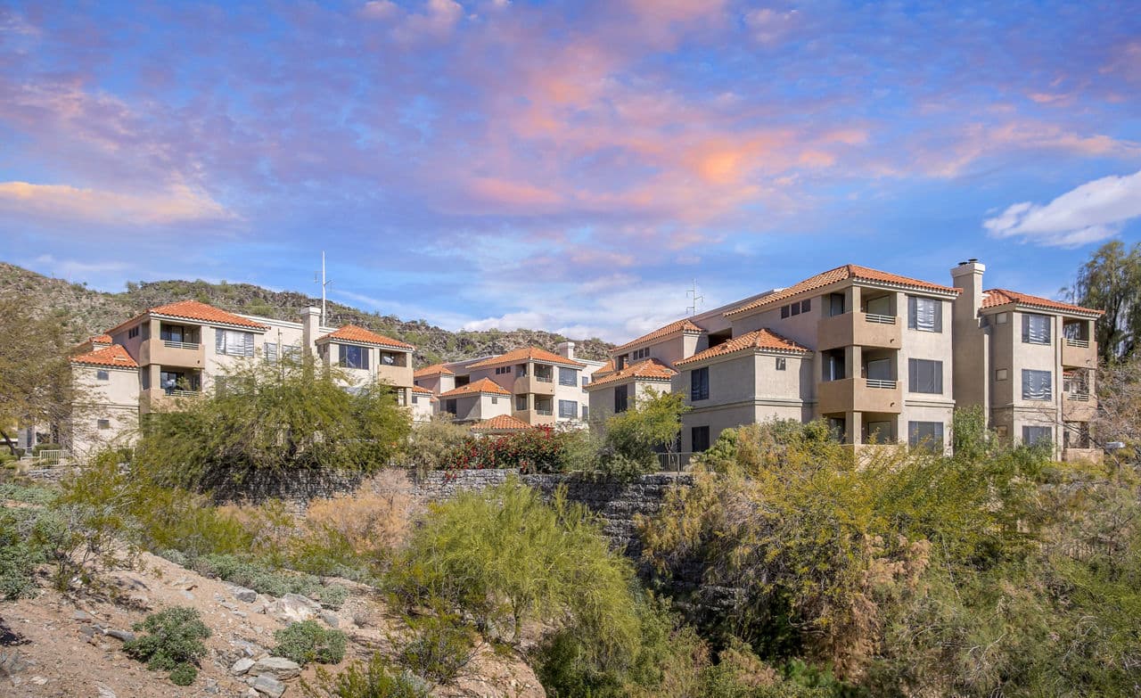 Avana at the Pointe Apartments 1 of 37