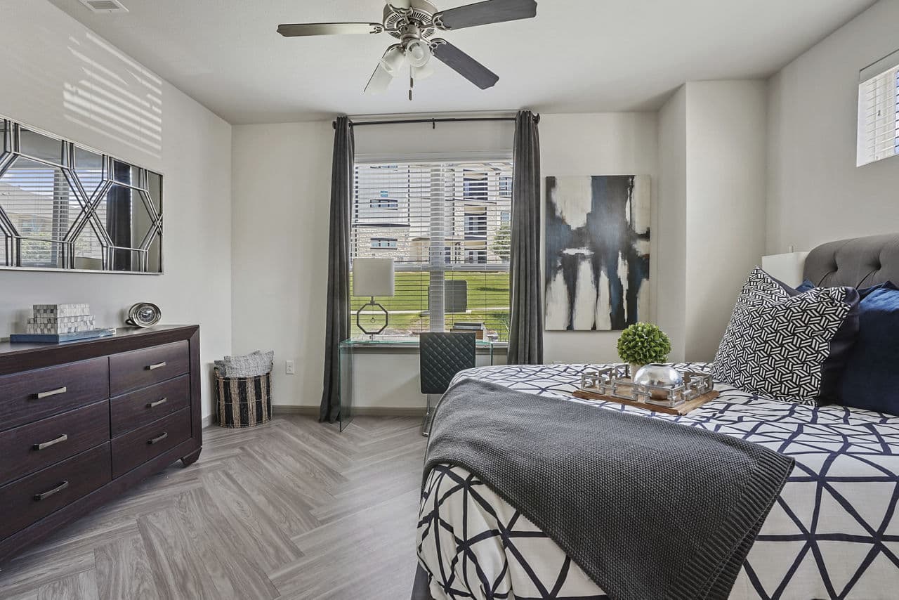 Enclave Falcon Pointe Apartments 23 of 25