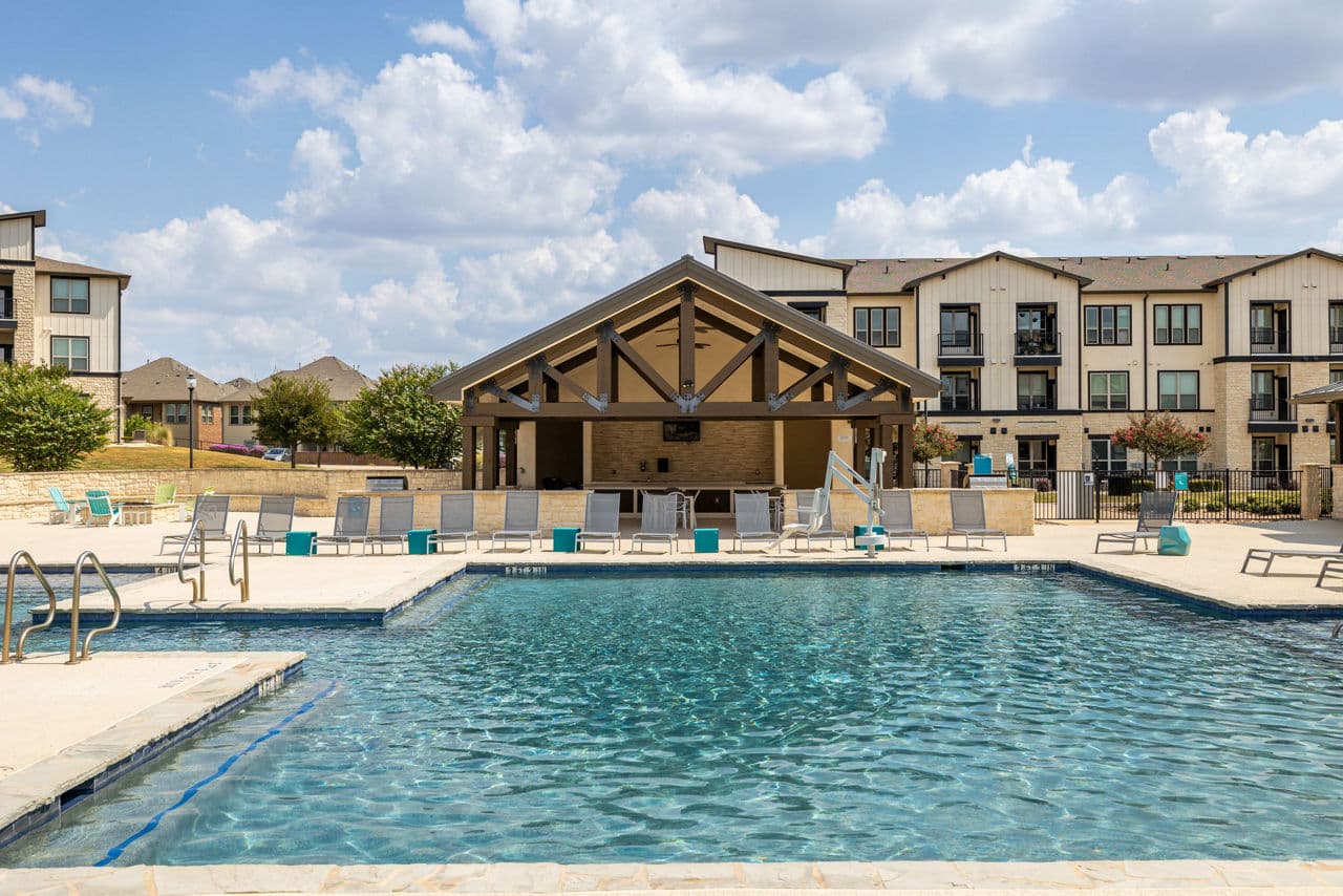 Enclave Falcon Pointe Apartments 1 of 25