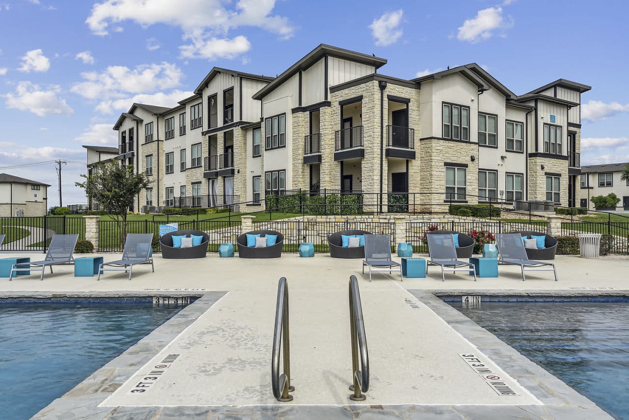 Enclave Falcon Pointe Apartments 7 of 25