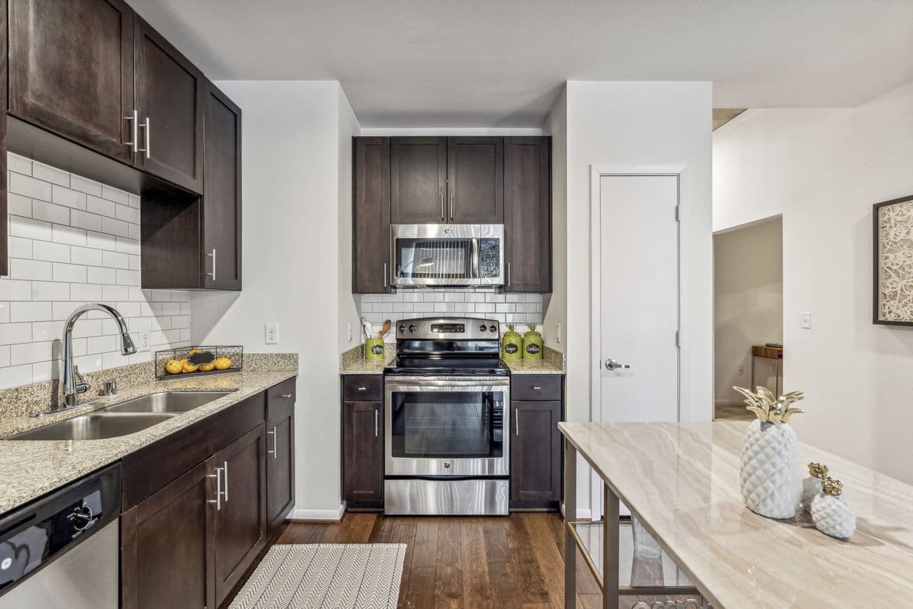 Gallery At Turtle Creek Apartments Dallas Tx 26 of 30