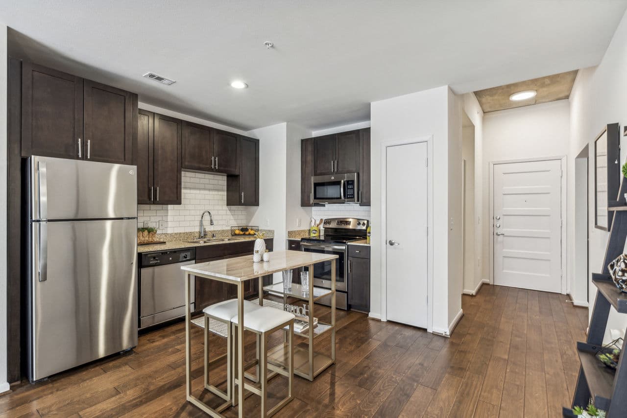 Gallery At Turtle Creek Apartments Dallas Tx 27 of 30