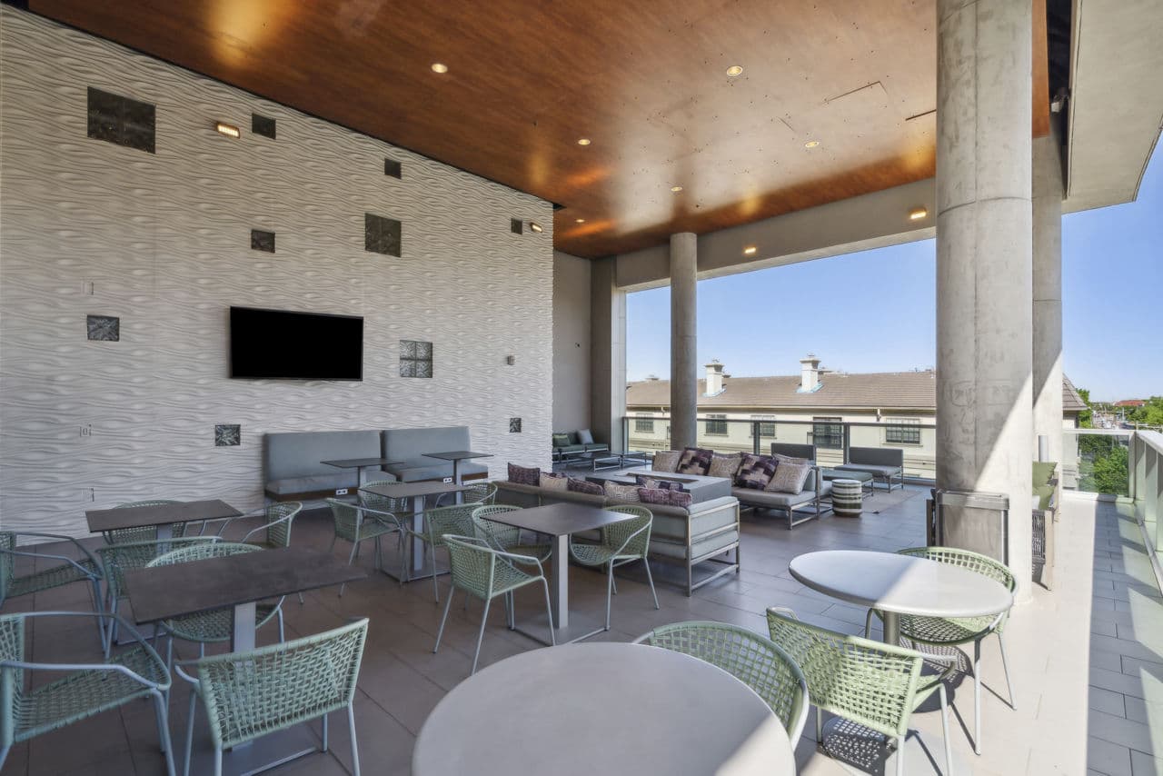 Gallery At Turtle Creek Apartments Dallas Tx 3 of 30