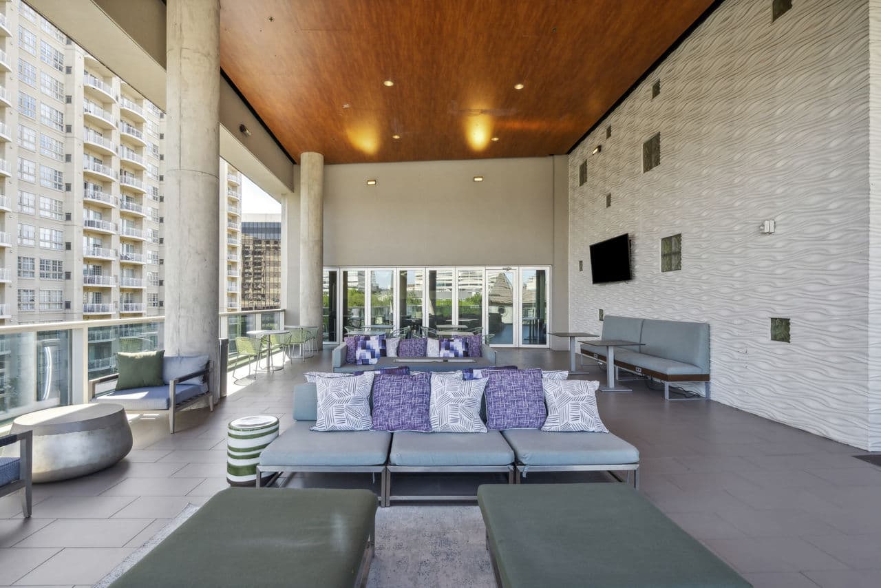 Gallery At Turtle Creek Apartments Dallas Tx 4 of 30