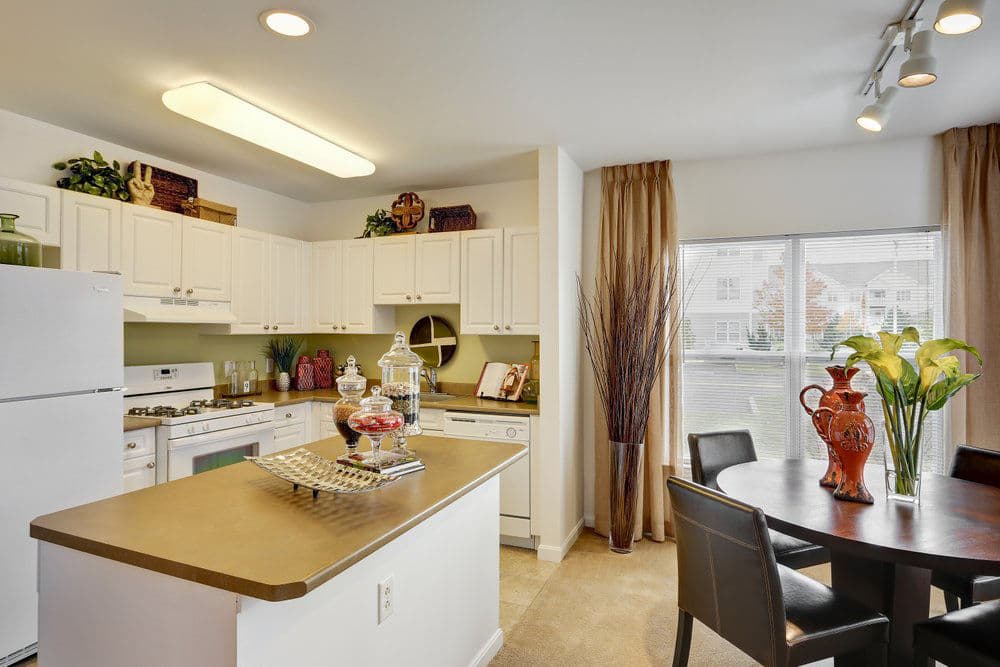 Pembroke Woods Apartments 15 of 35
