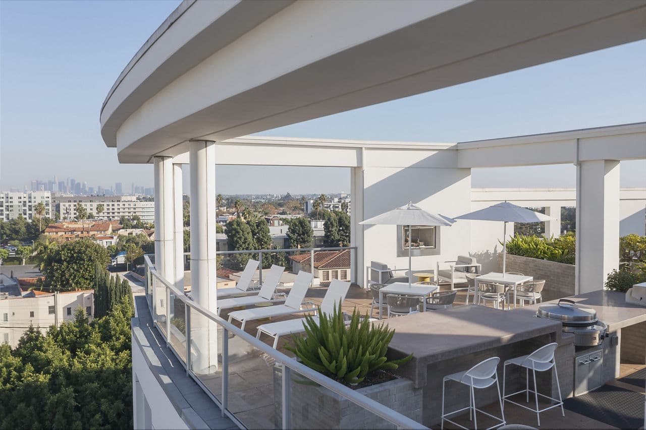 Desmond At Wilshire Los Angeles Ca 18 of 27