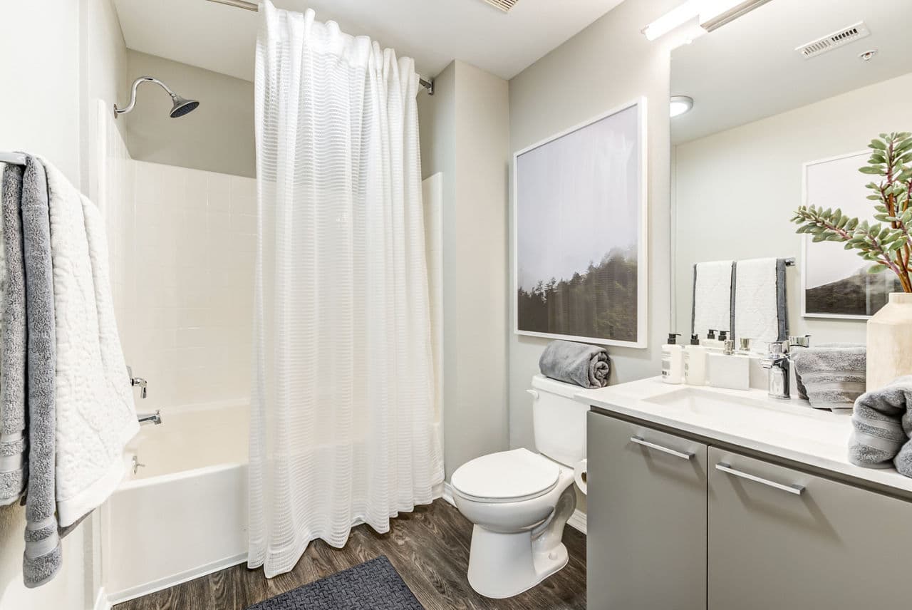 The Gallery At Noho Commons Apartments North Hollywood Ca 27 of 27