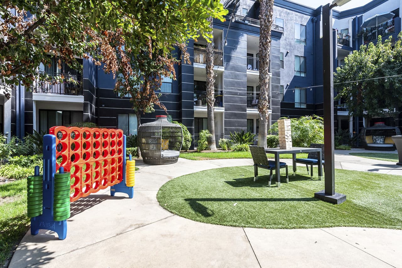 The Gallery At Noho Commons Apartments North Hollywood Ca 6 of 27