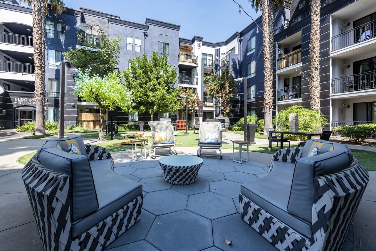 The Gallery At Noho Commons Apartments North Hollywood Ca 8 of 27