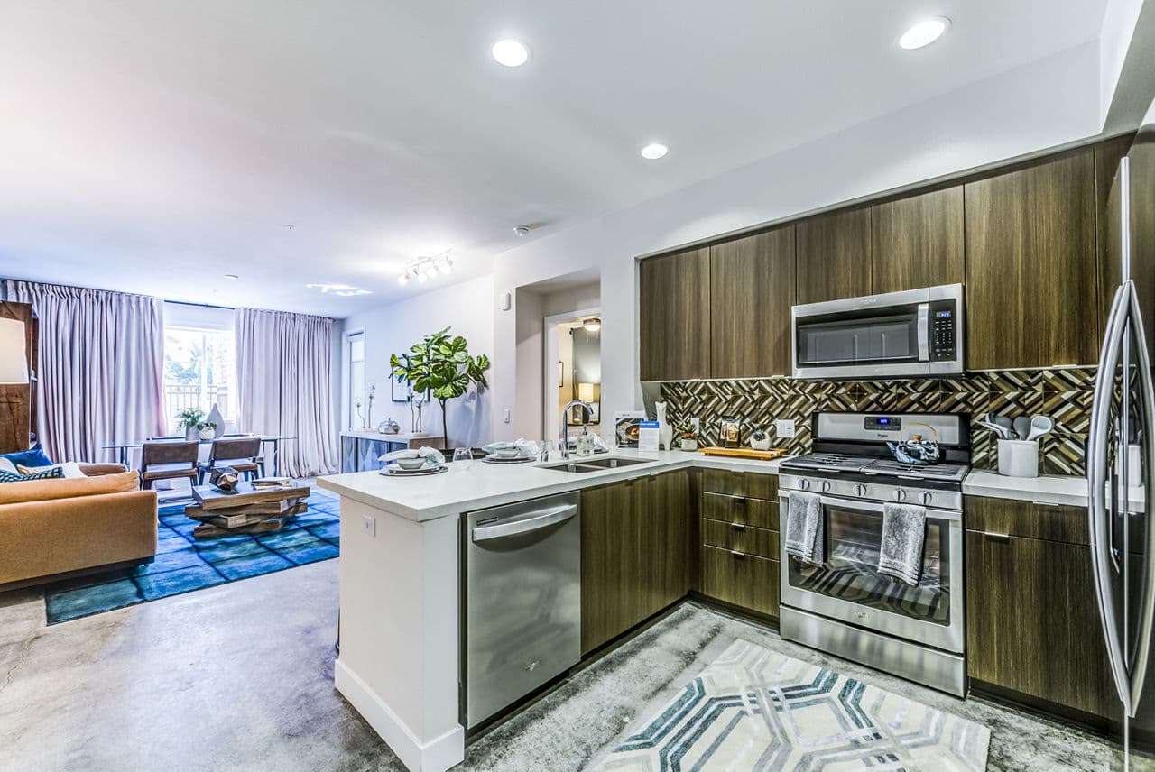 Luce Apartments Huntington Beach Ca 23 of 36