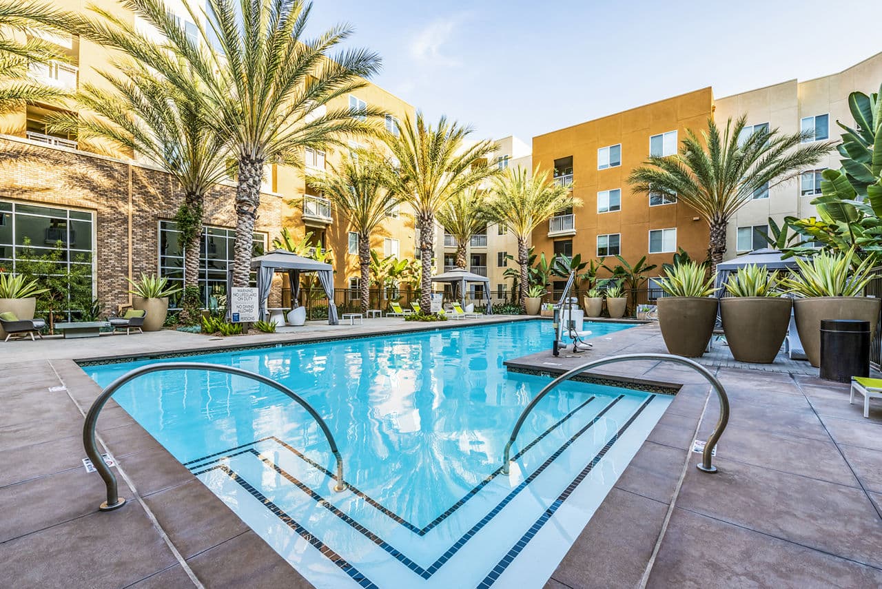 Luce Apartments Huntington Beach Ca 12 of 36